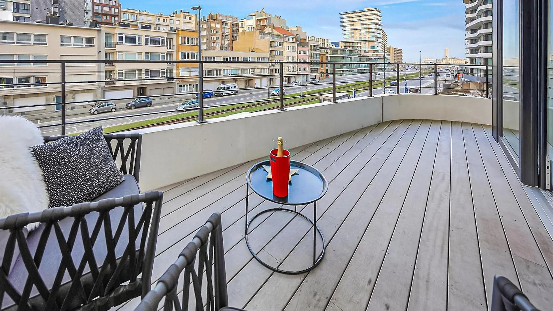 2 Bedroom Gorgeous Apartment In Oostende  Ostende