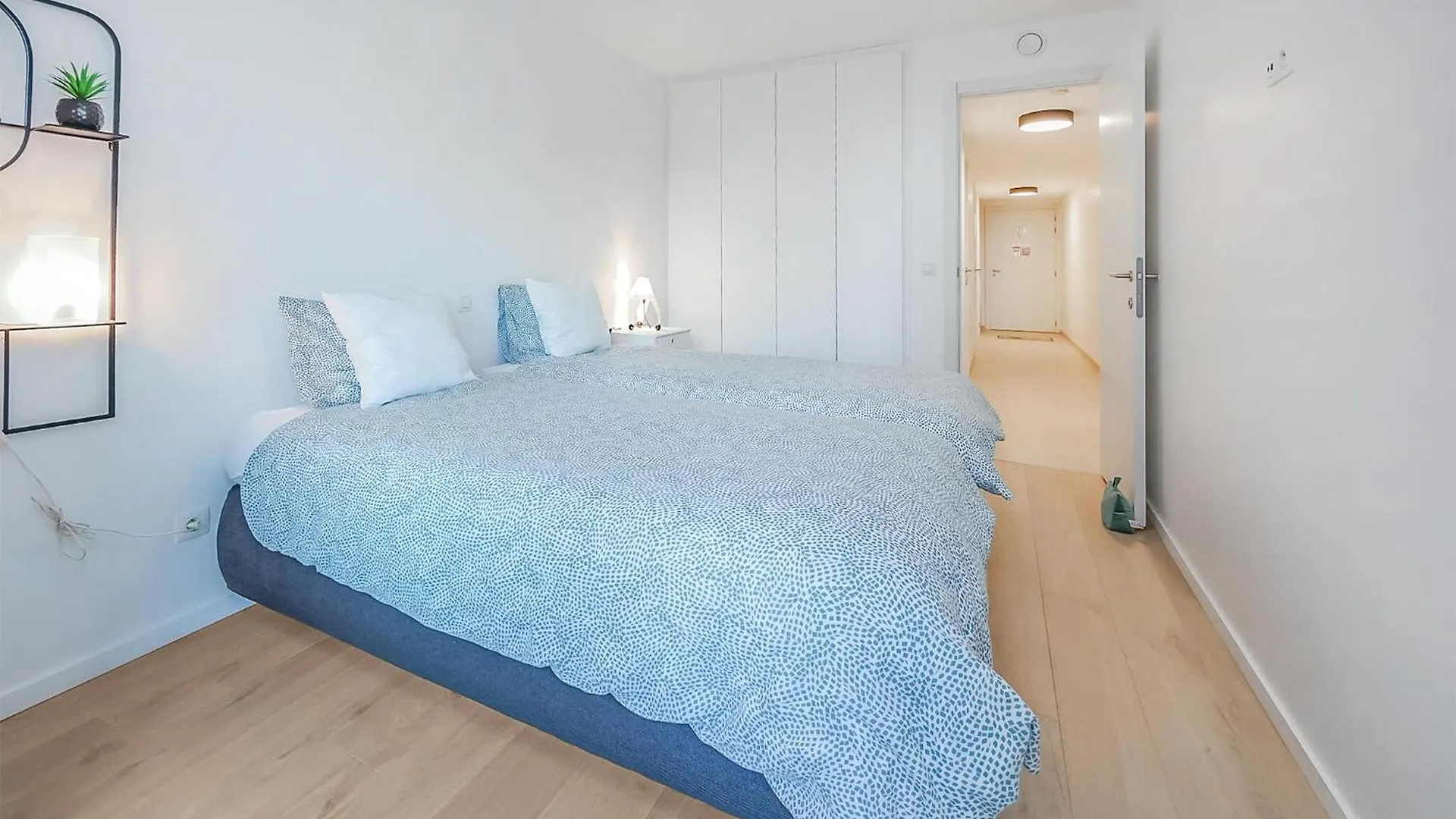 2 Bedroom Gorgeous Apartment In Oostende  Ostende