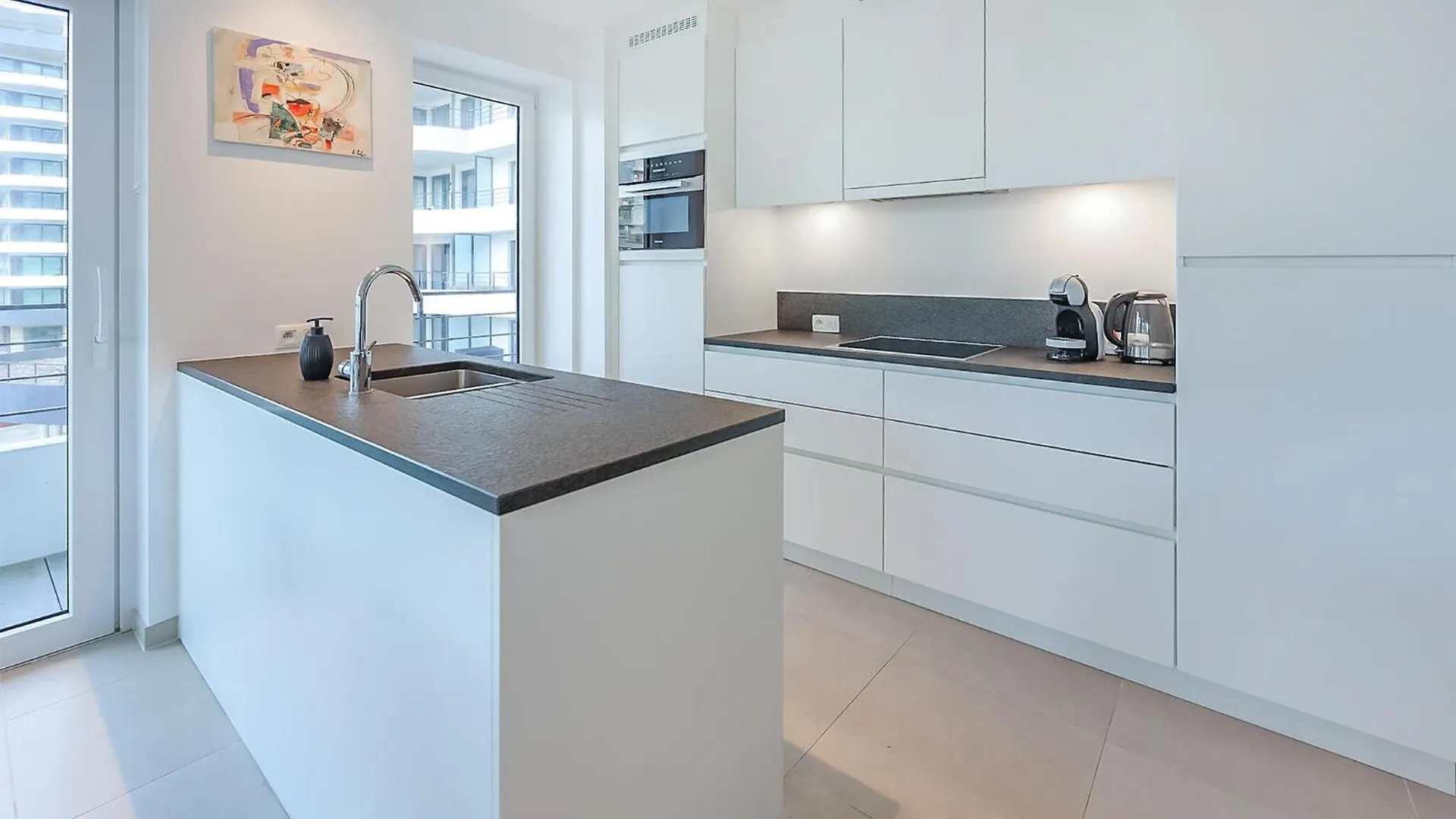 2 Bedroom Gorgeous Apartment In Oostende Belgien